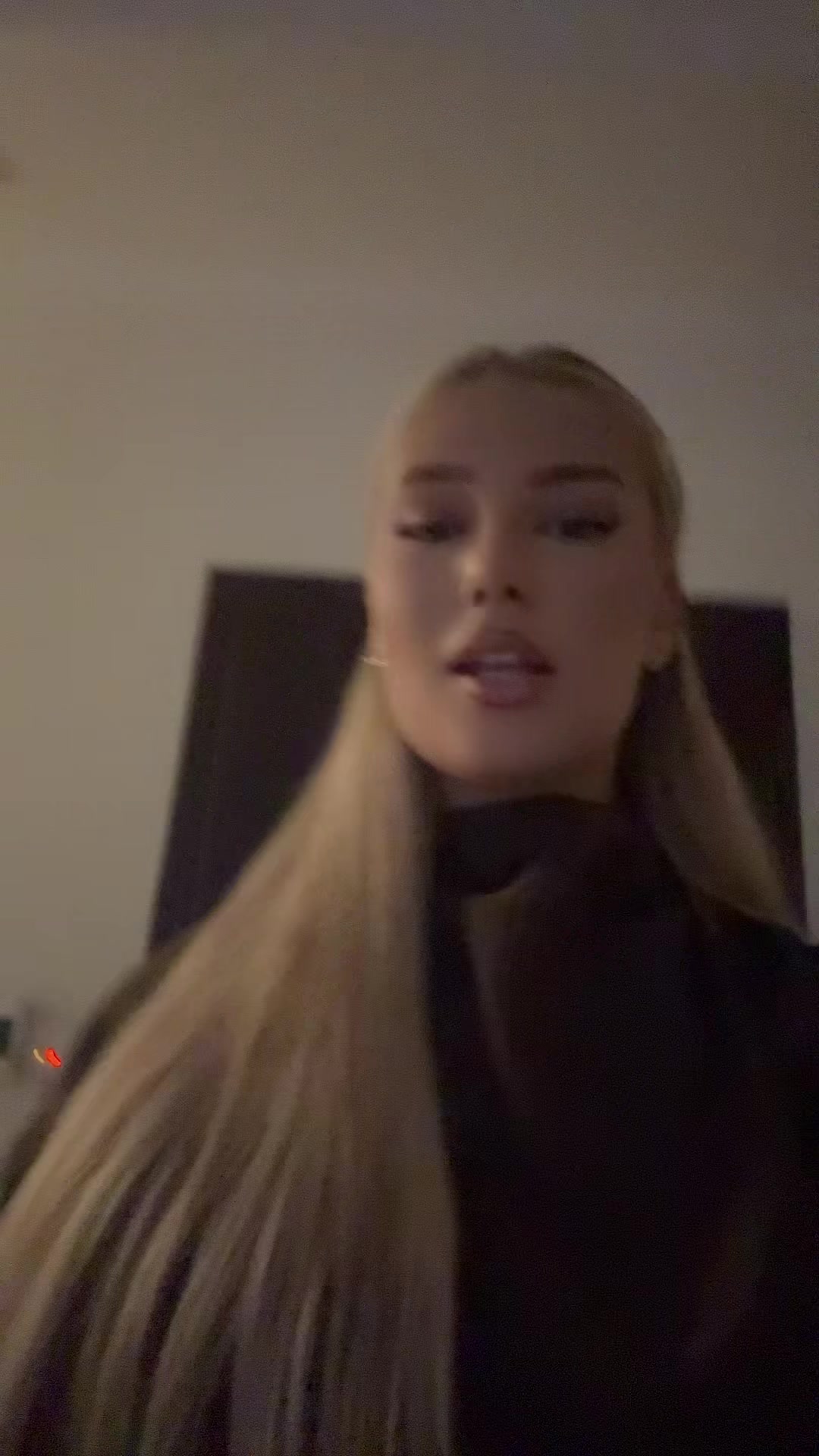 @𝐄𝐃𝐎𝐍𝐀