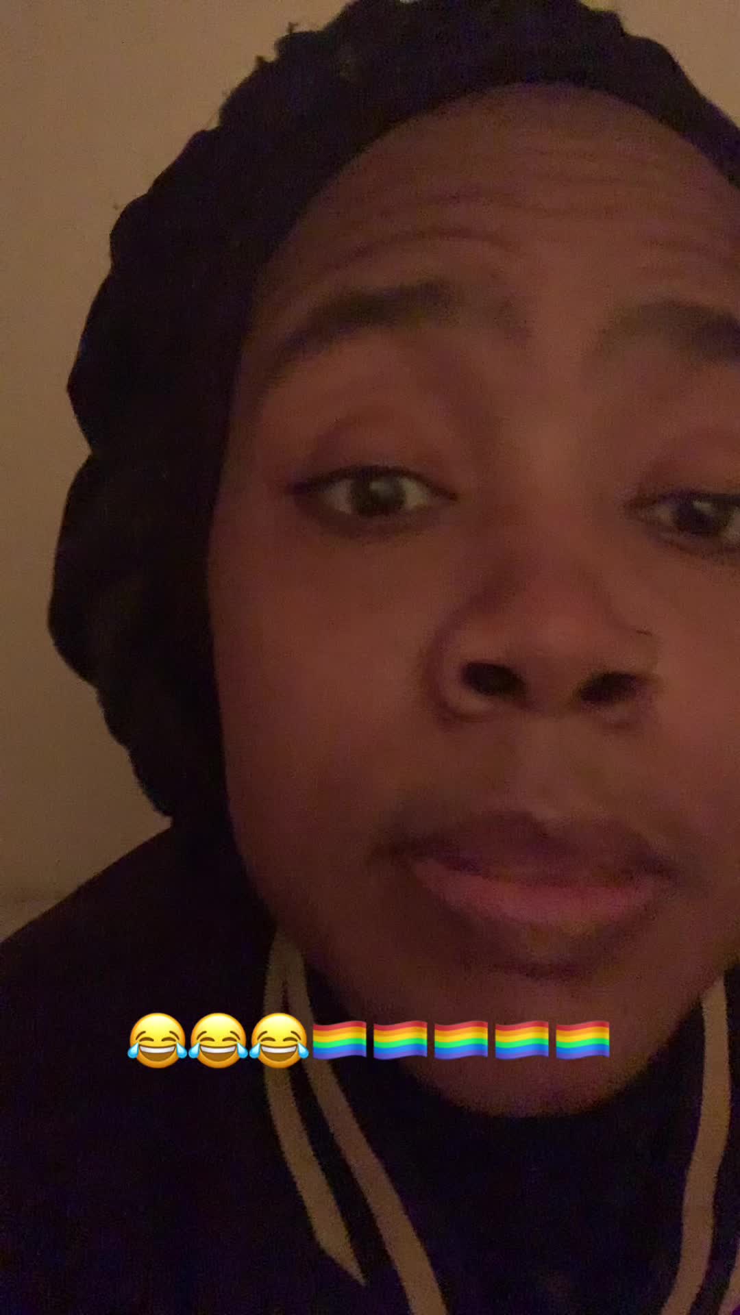 @pinky_am 🏳️&zwj;🌈
