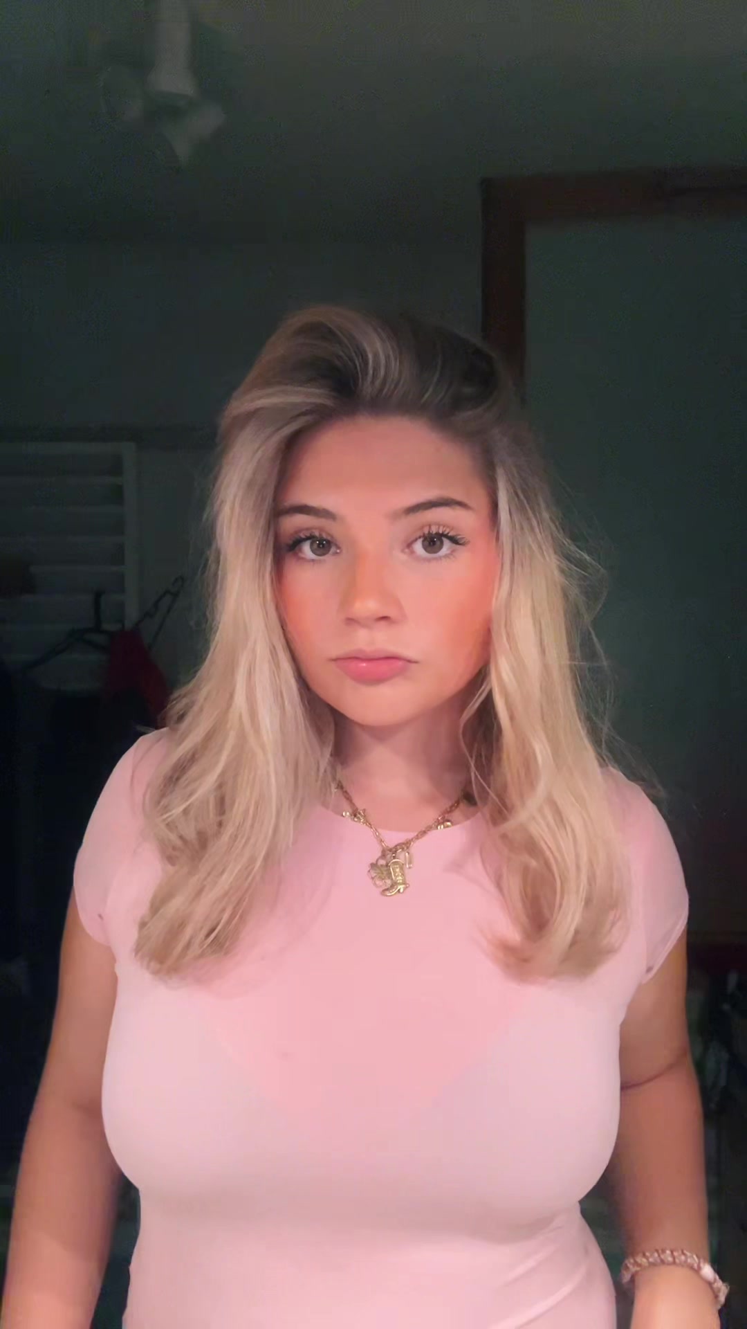 @✟