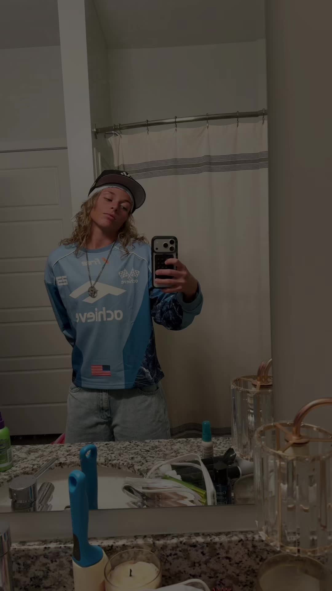 @oliviacrawwwwn