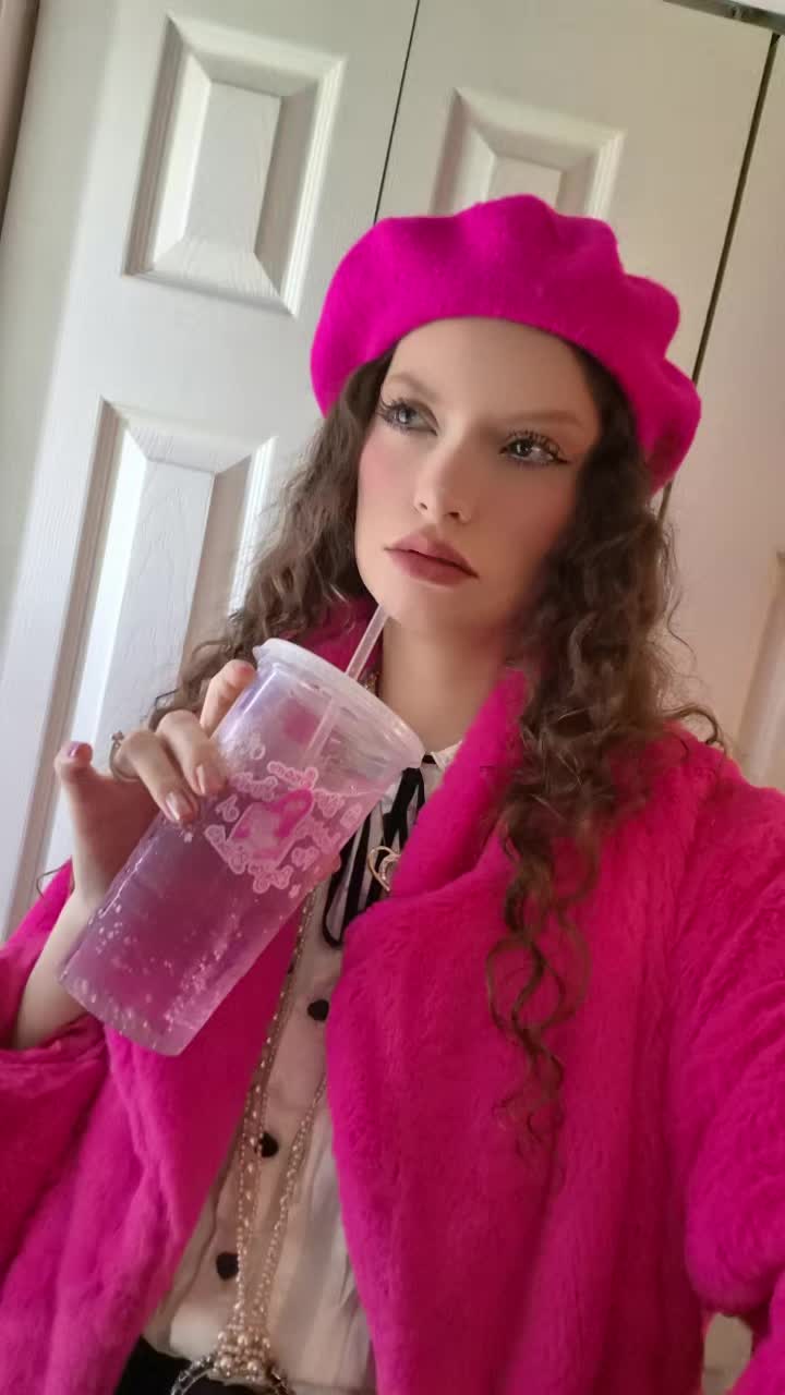 @𝓢𝓽𝓻𝓪𝔀𝓫𝓐𝓻𝓲𝓮🍓🌷🌳