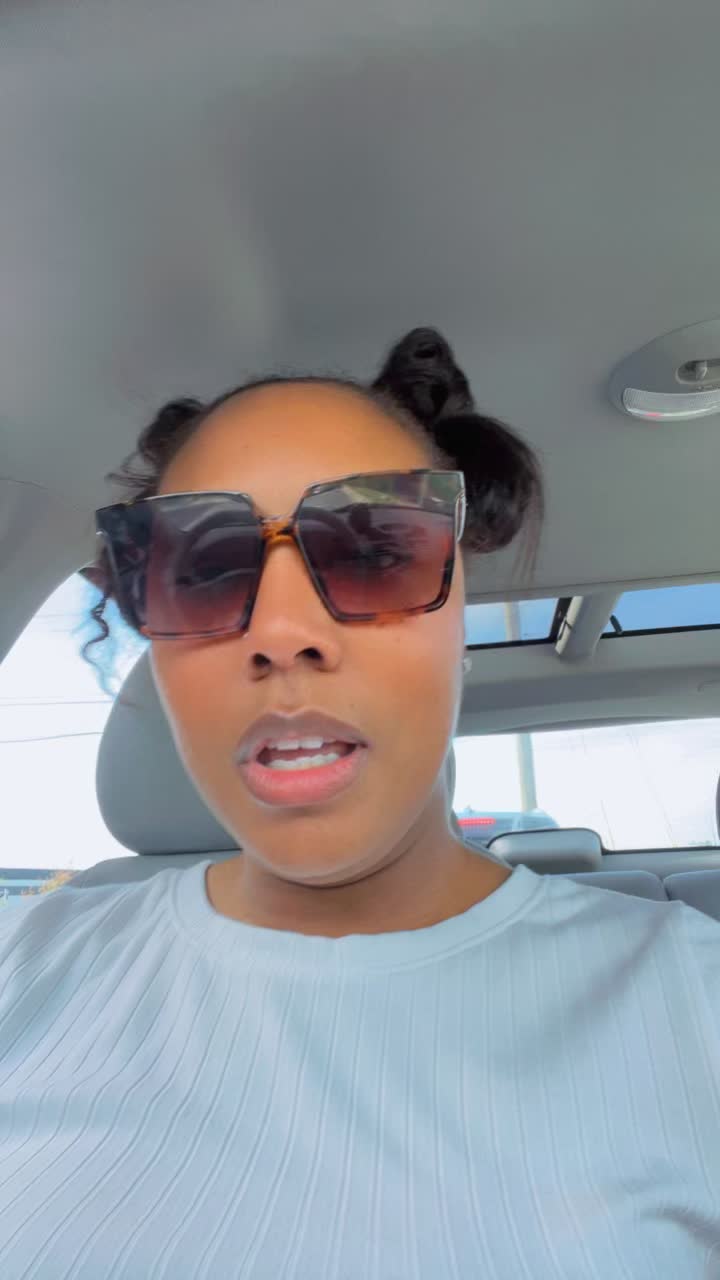 @Dee_Aleshanee