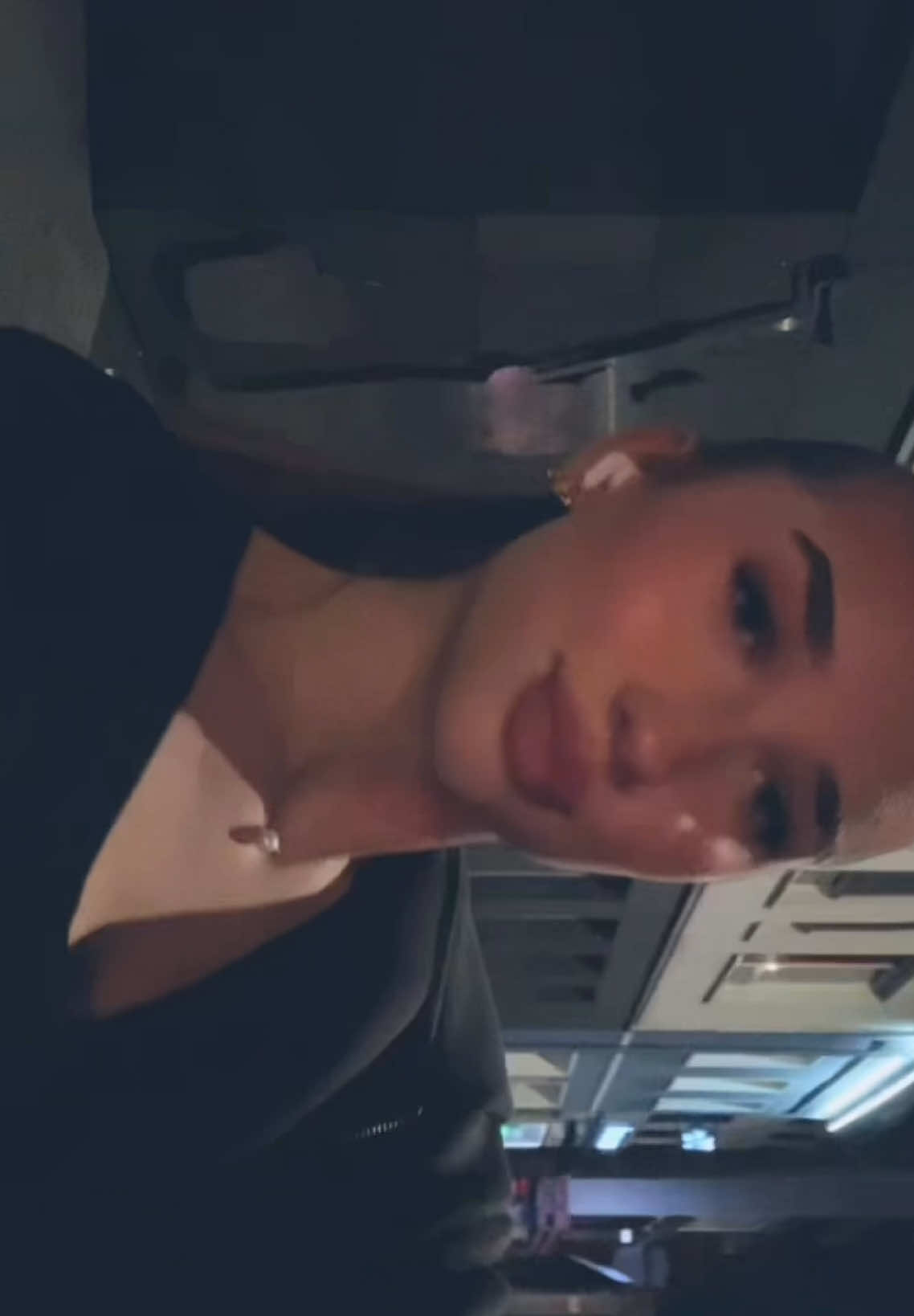 @𝐥𝐚𝐧𝐚 𝐚𝐬𝐥𝐚𝐧𝐨𝐯𝐧𝐚