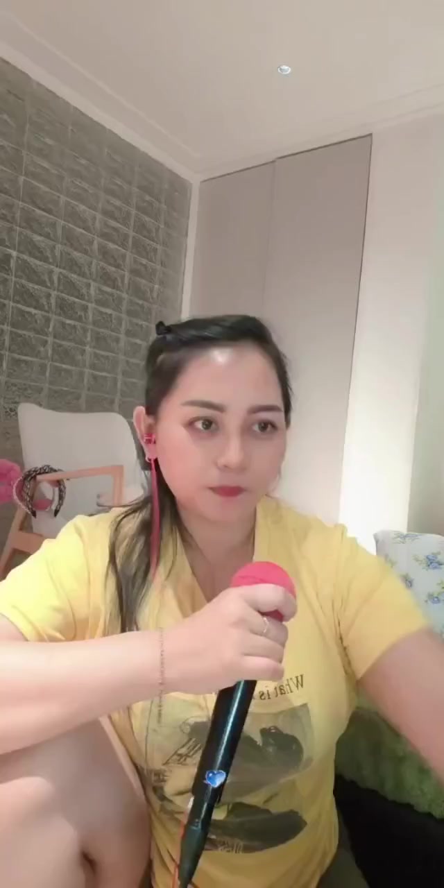 @๐ฎ๐ฉ๐Nonik Masinih ๐๐จ๐ณ