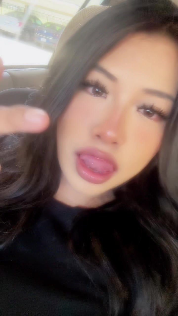 @Esmeralda🌙