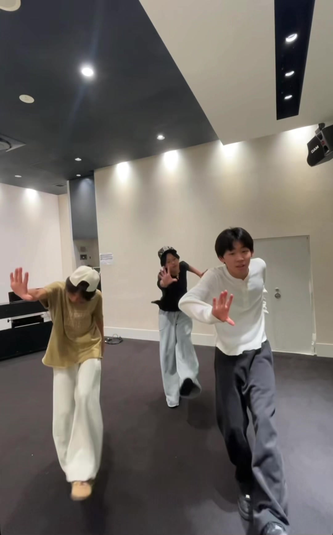 @TOKYOBANANABOYZ