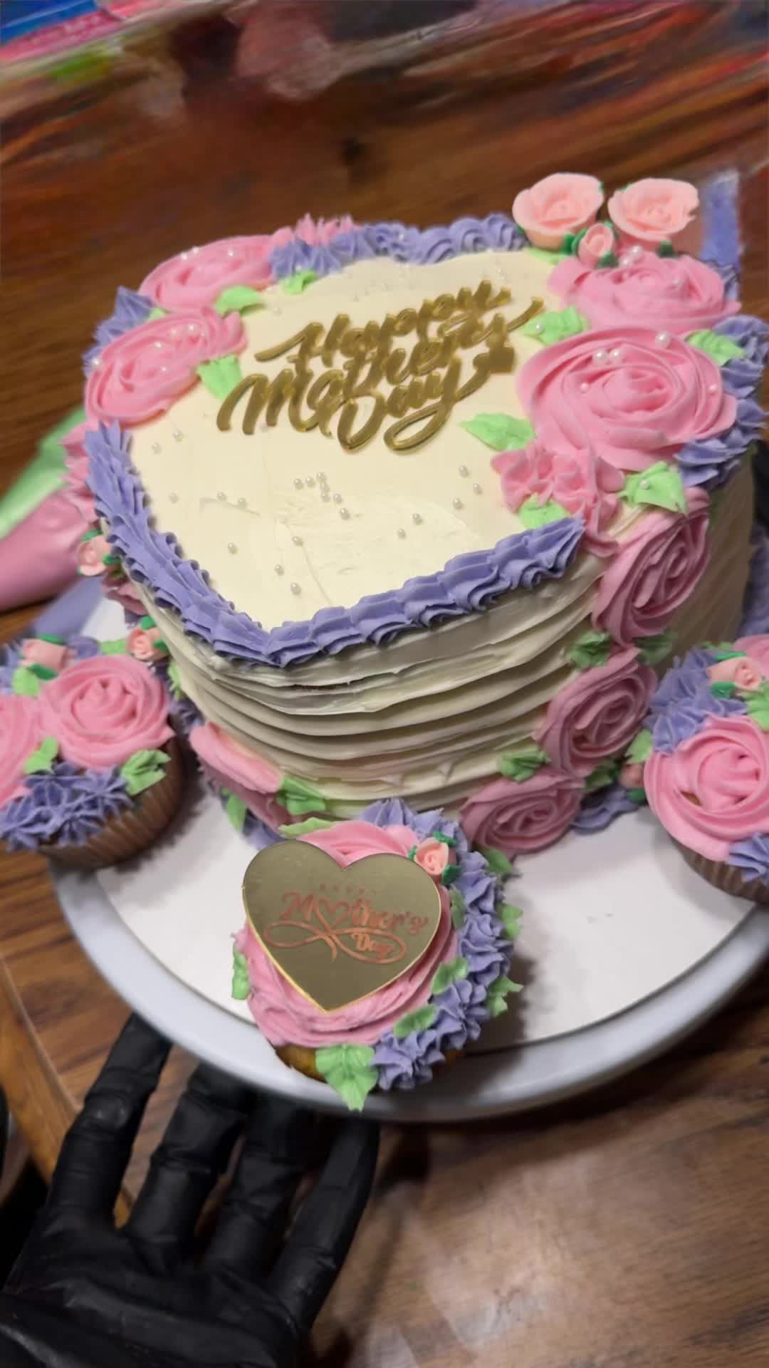 @BeesleysSugarKitchen