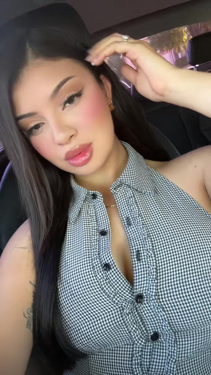 @Mia Krystal