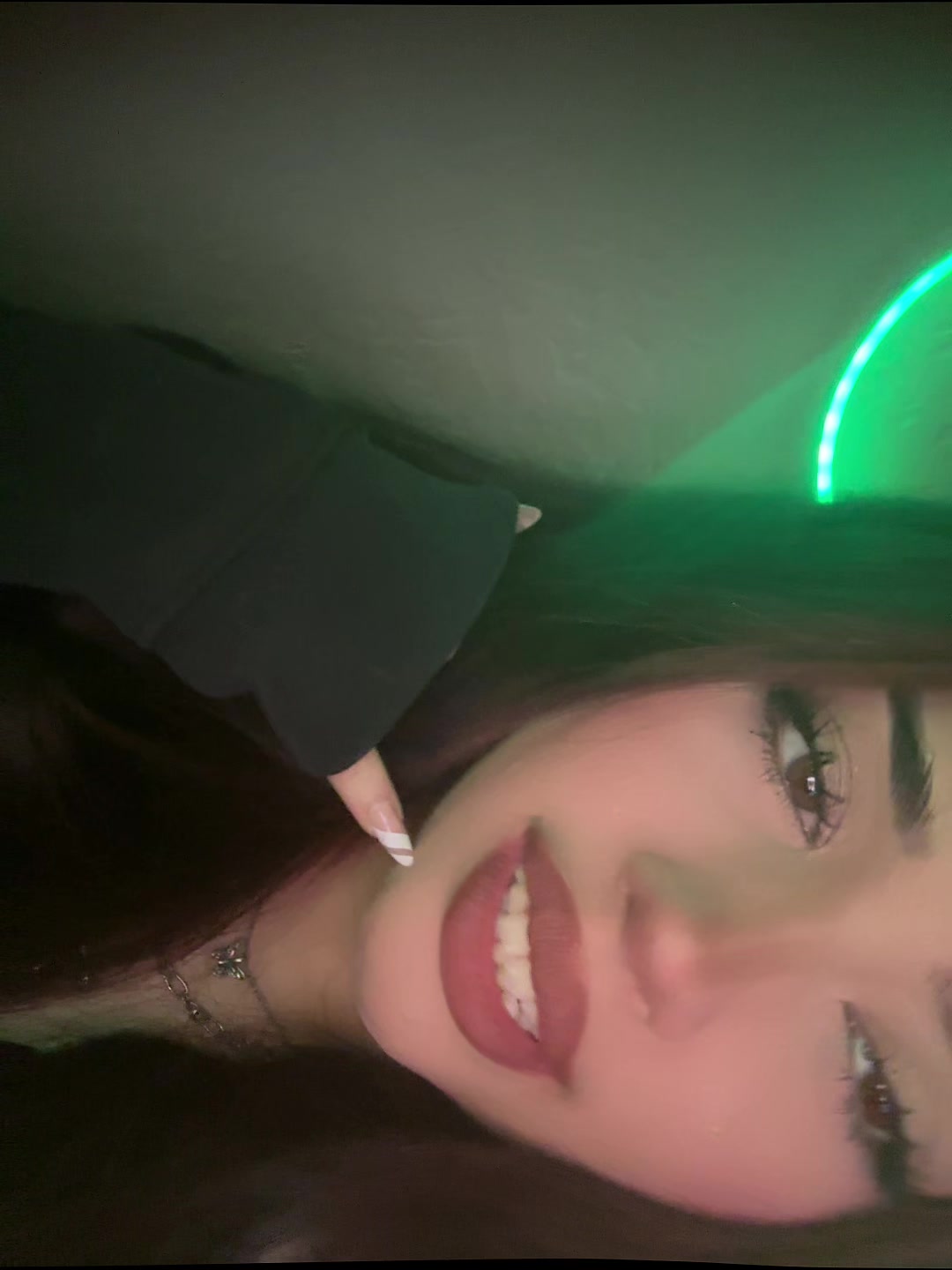 @𝑵𝒂𝒐𝒎𝒊 🦕