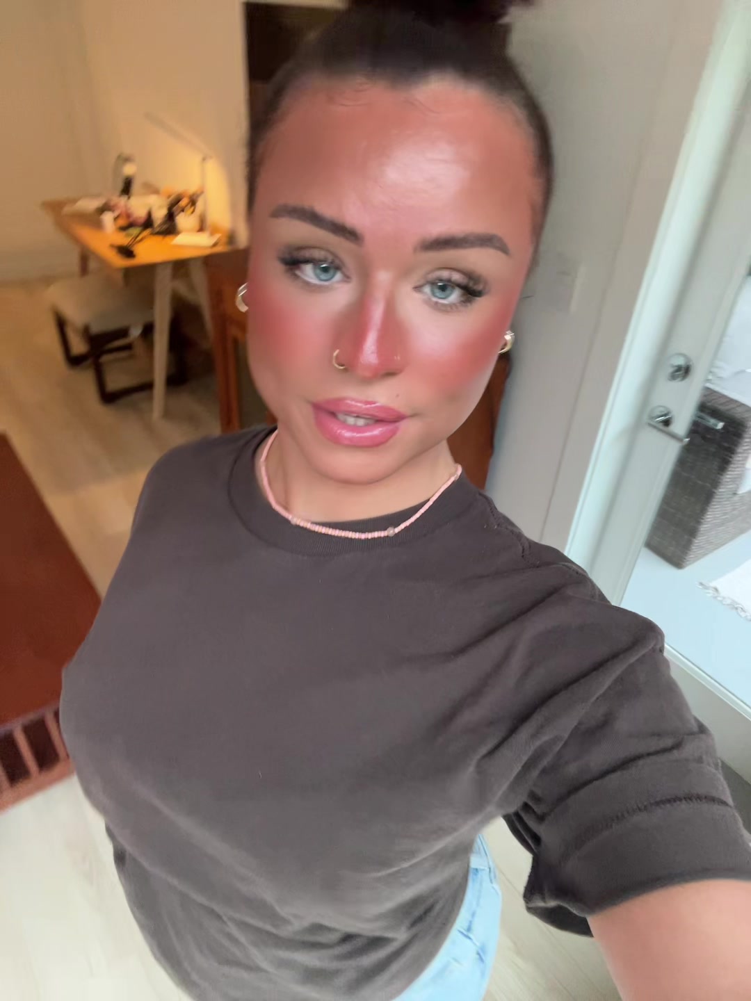 @joniethebrat