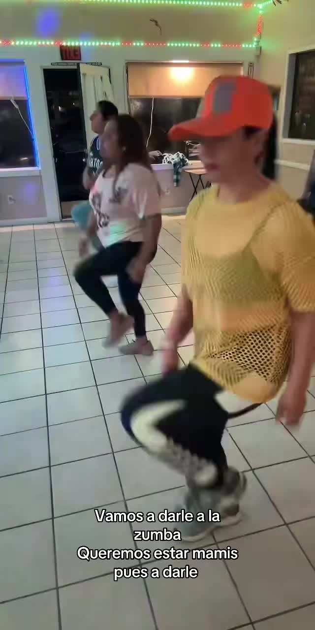 @vickisisepuede