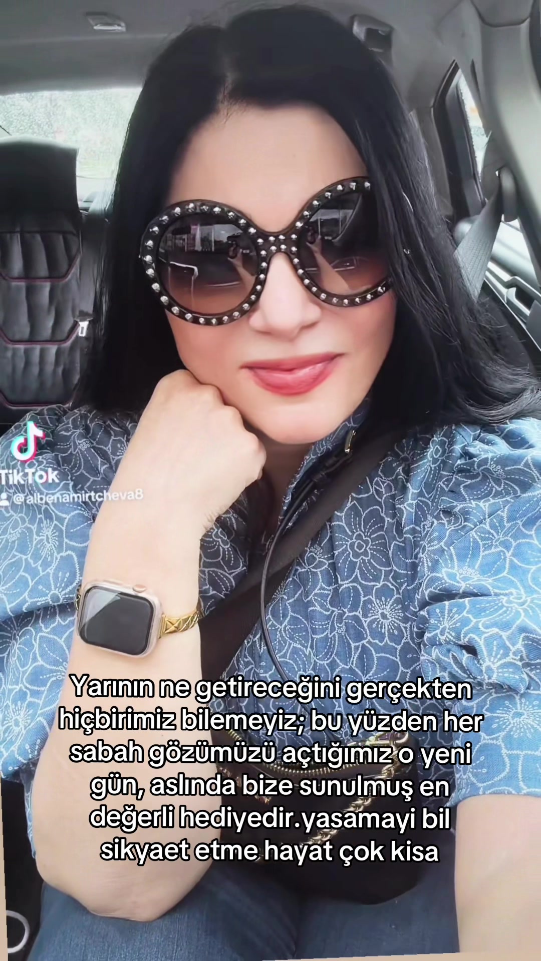 @AlbenaMirtcheva