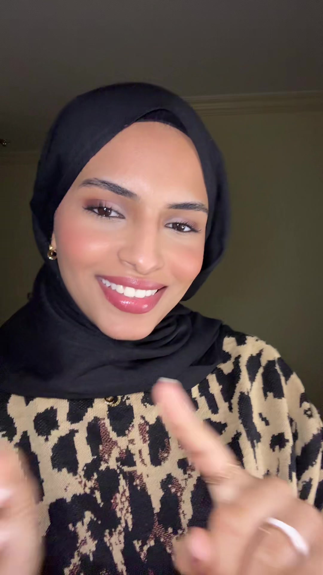 @عَبق