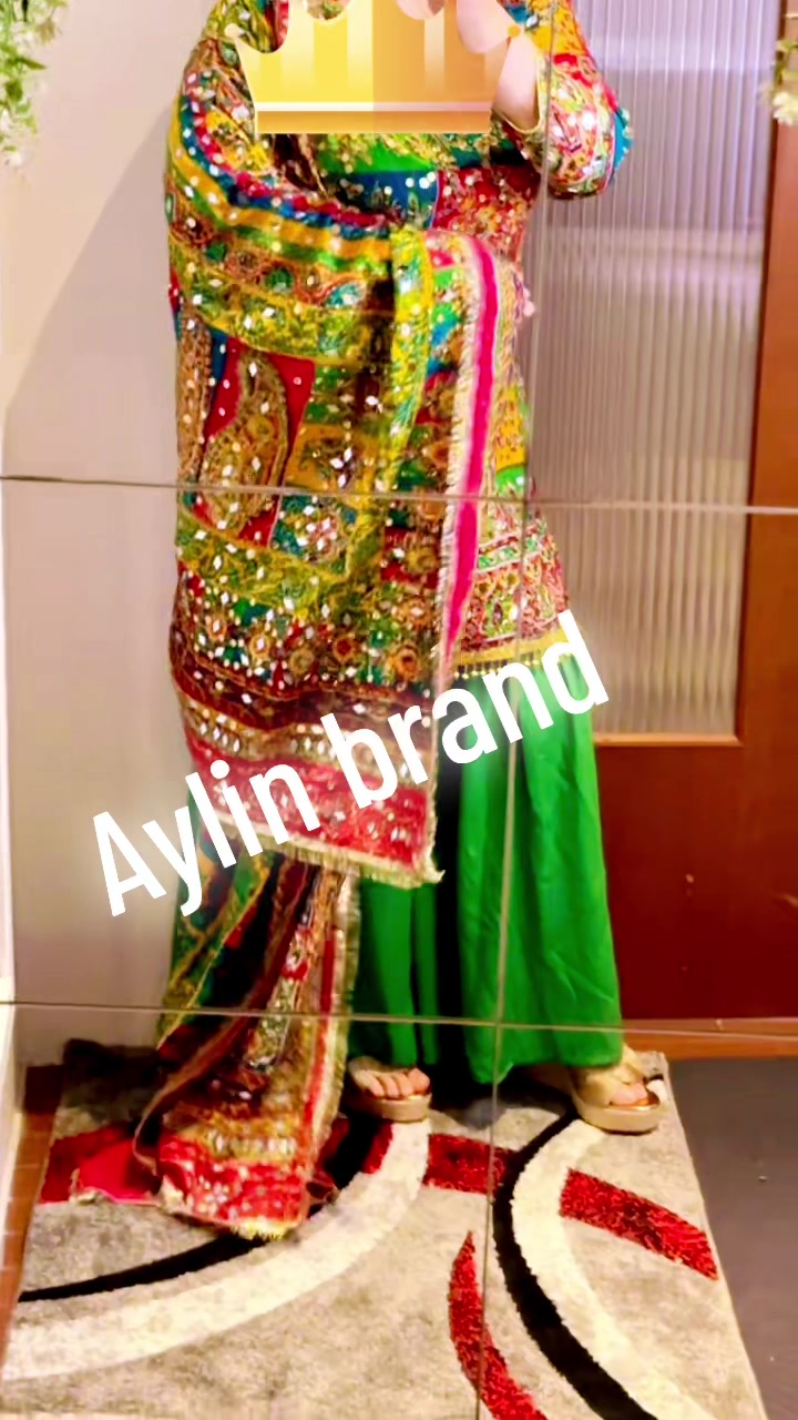 @4915215221670aylinbrand