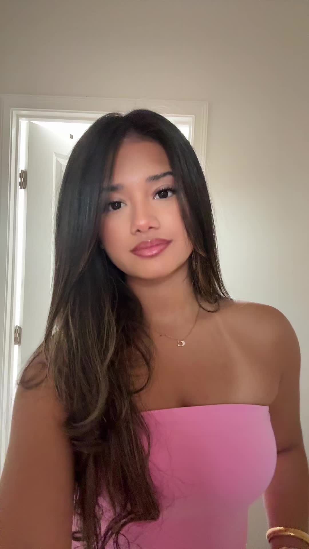 @Hillarypayamps