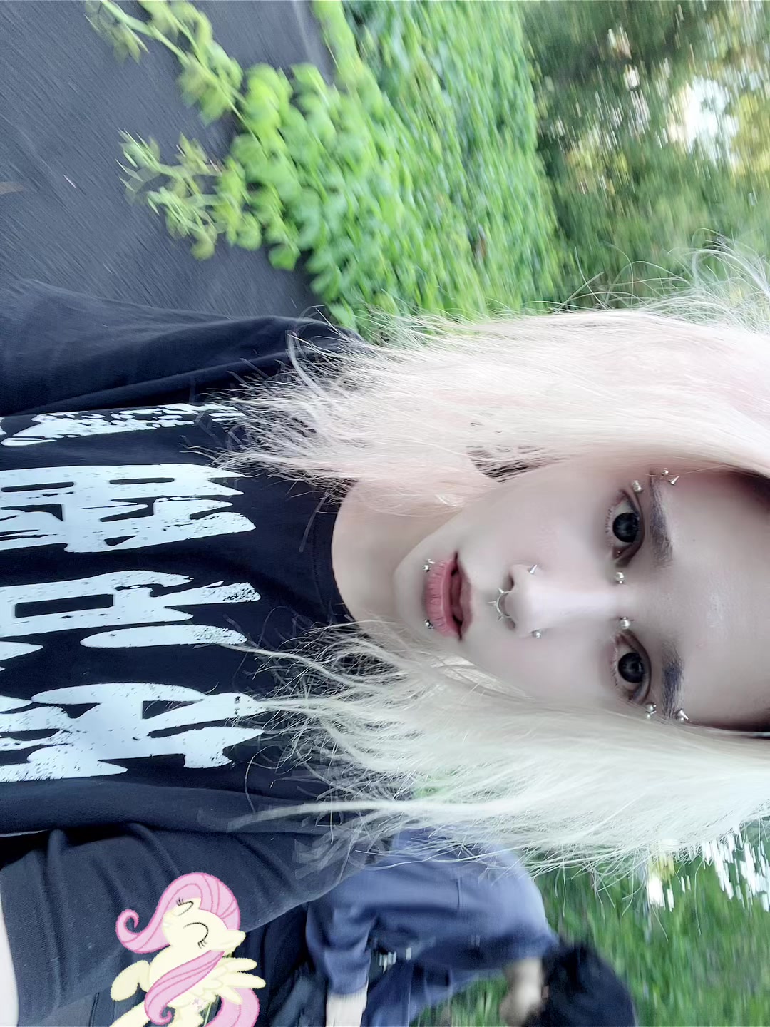 @destroyed graves☠️