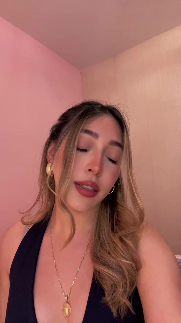 @Jehnni🌻