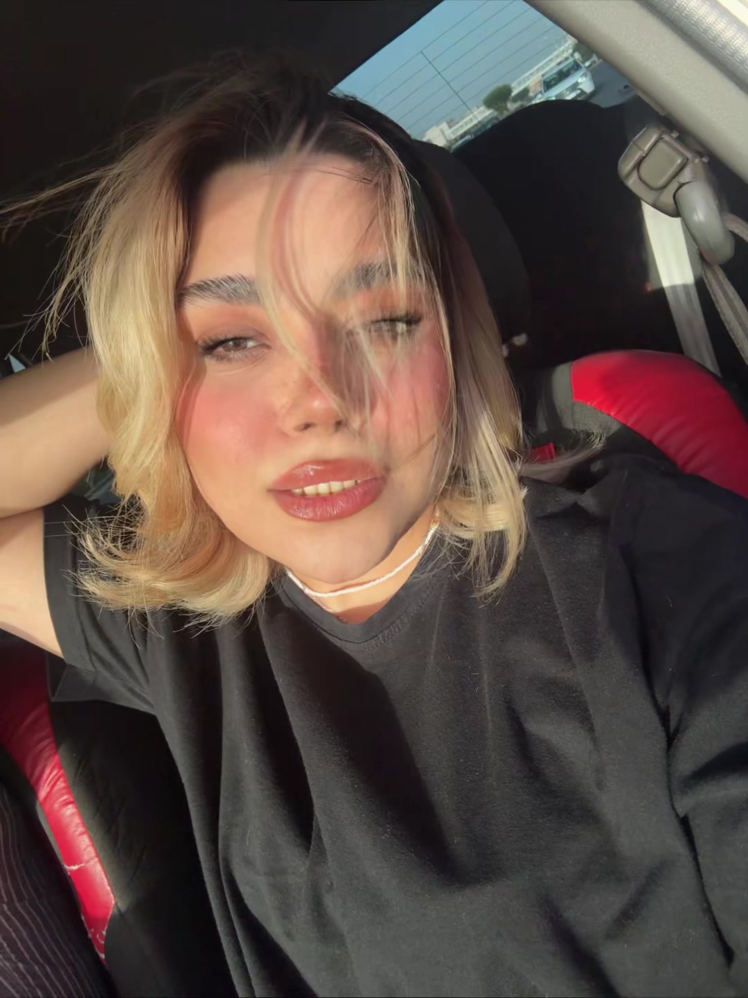 @Mrym