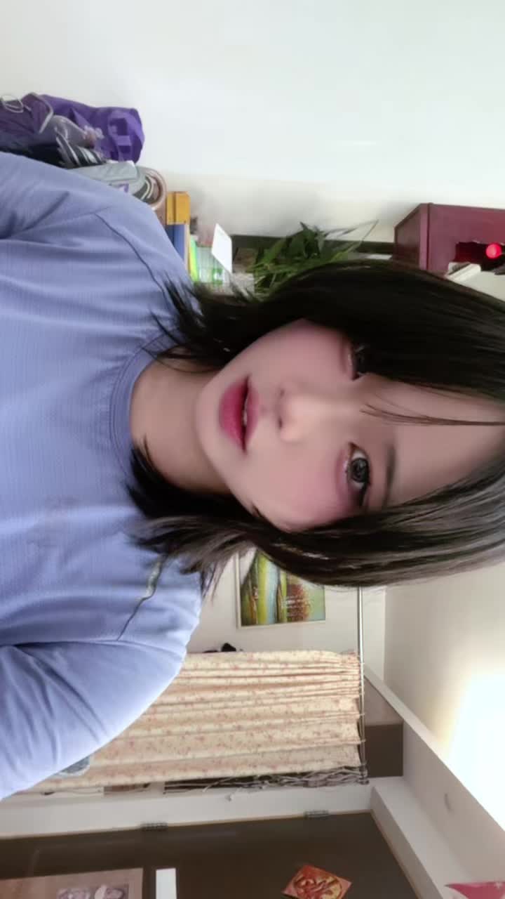 @玥