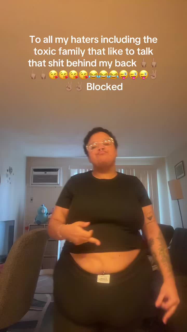 @Avery25