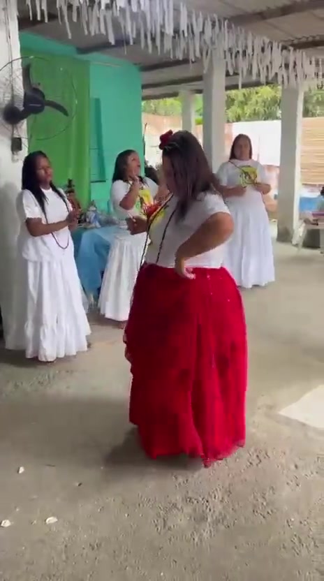 @Lorrana Souza 🌊📿🏳️&zwj;🌈