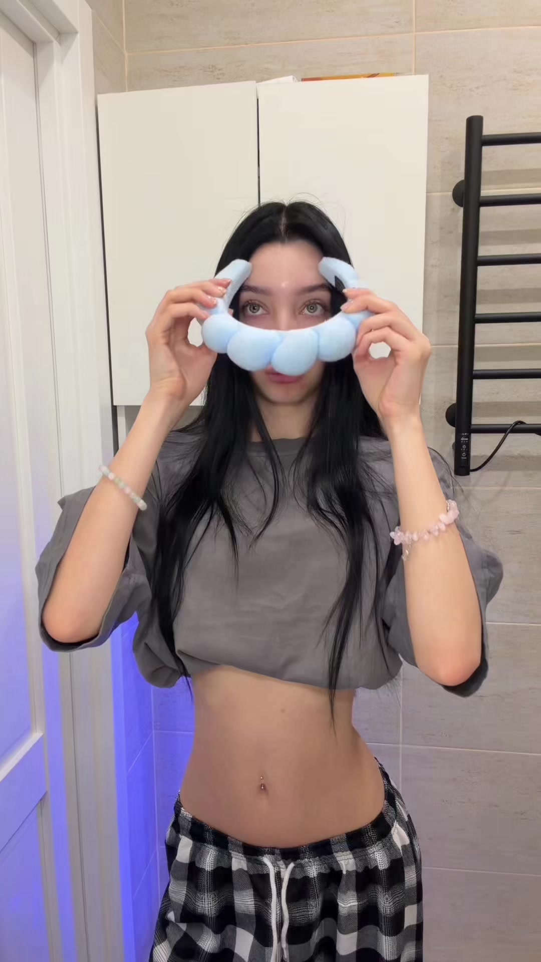@lil