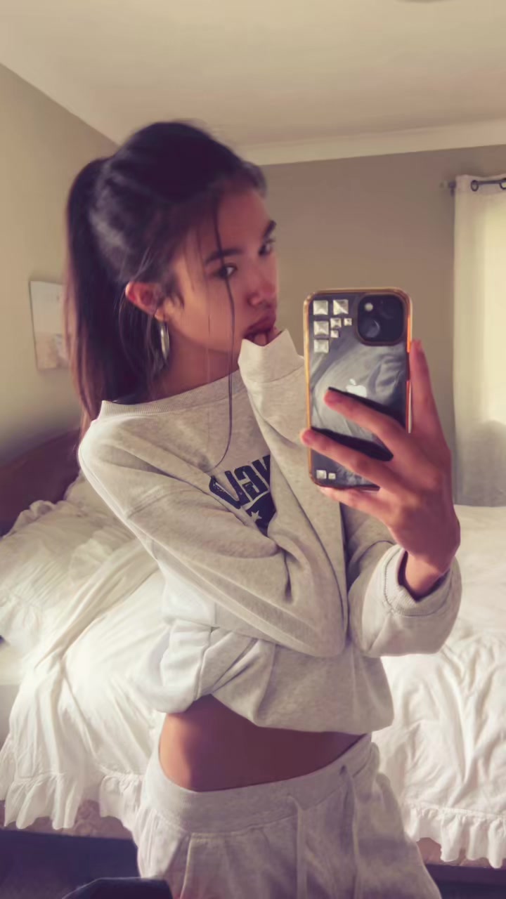 @livvweaver