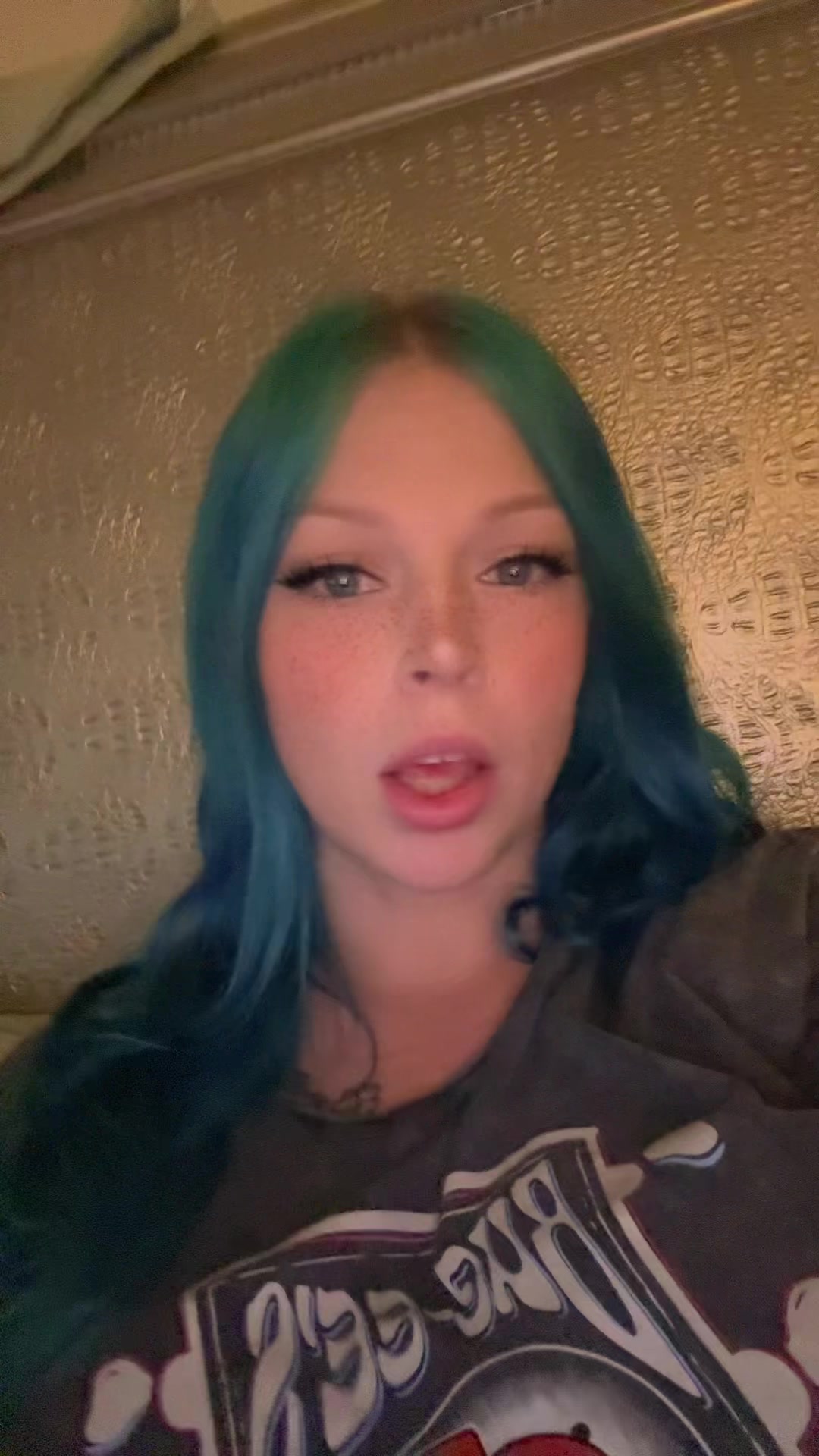 @honeydeww_95