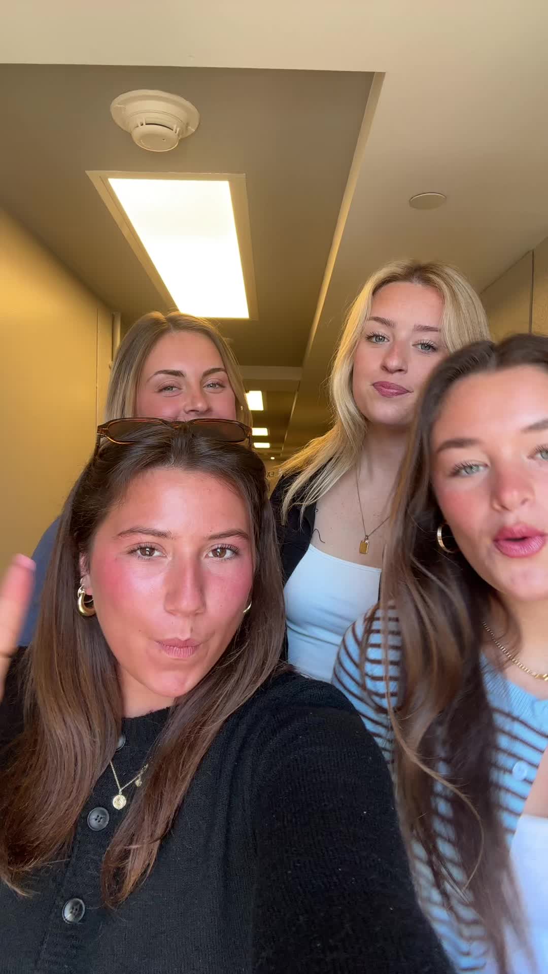 @ella