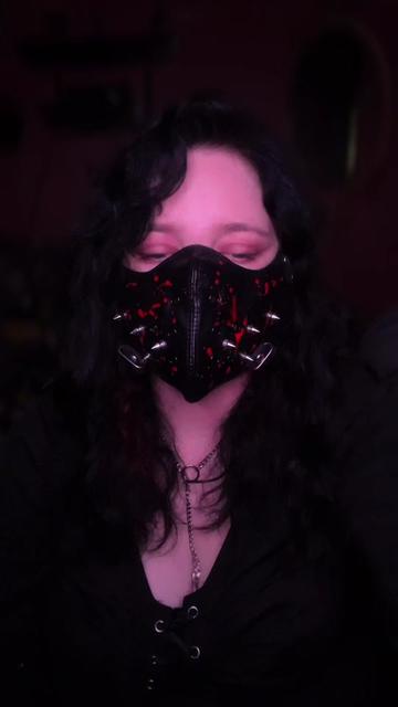 @DelicatelyDeranged🥀