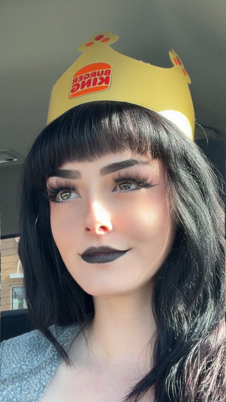 @awnii_thezombiie