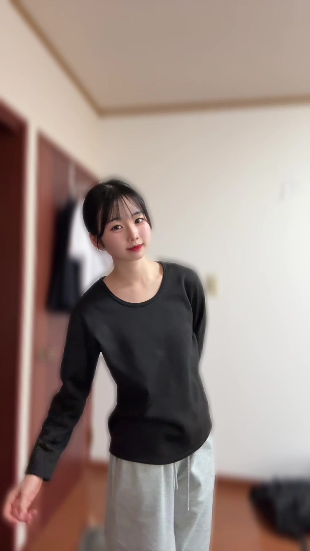 @ひな