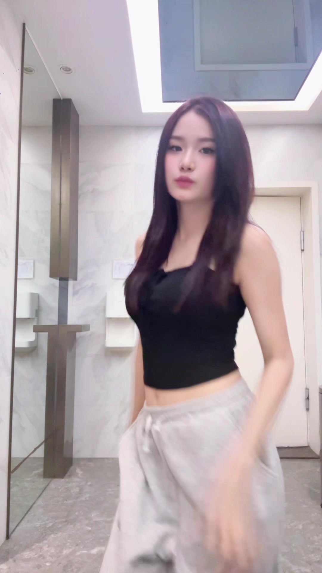 @Yu