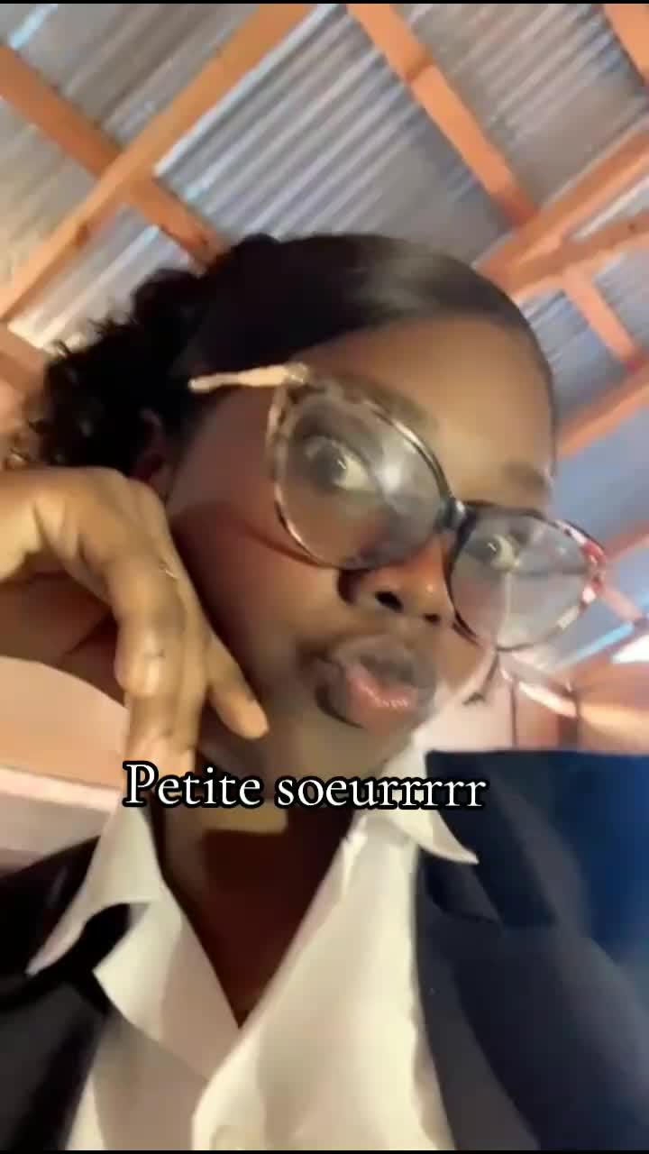 @<<Poup&eacute;e noire 🥺🌹🤎