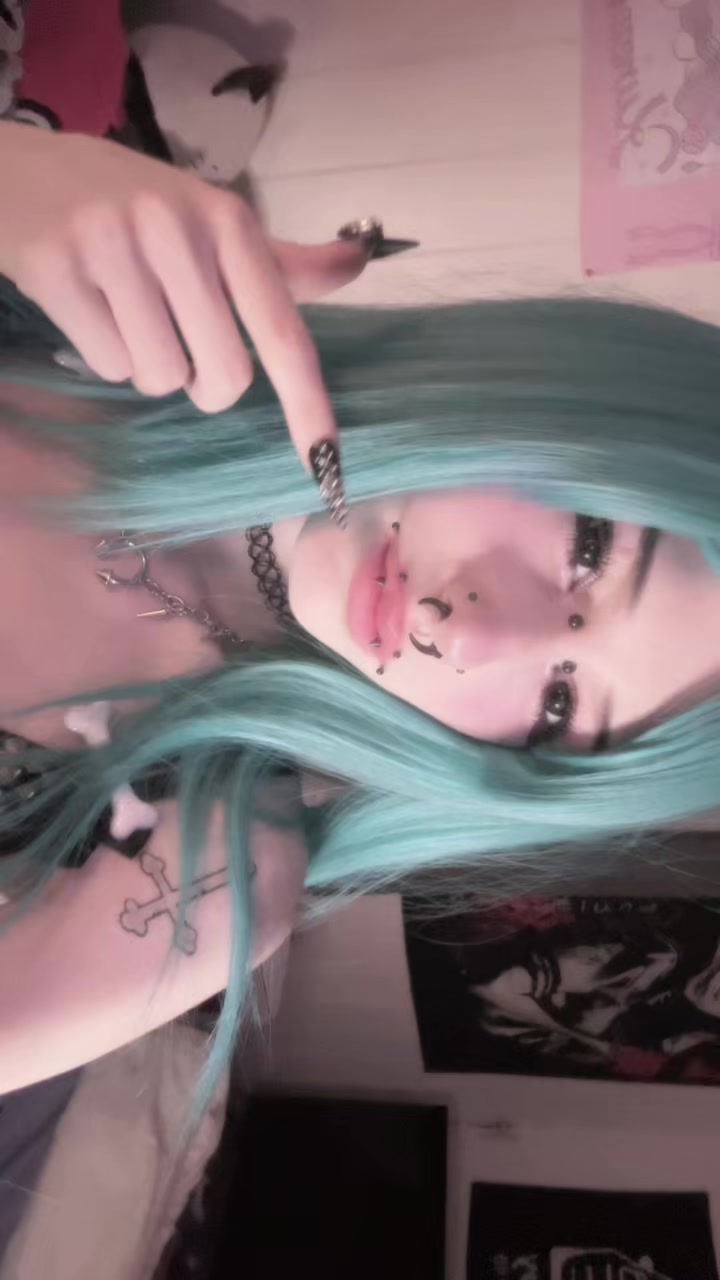 @deadgothlia