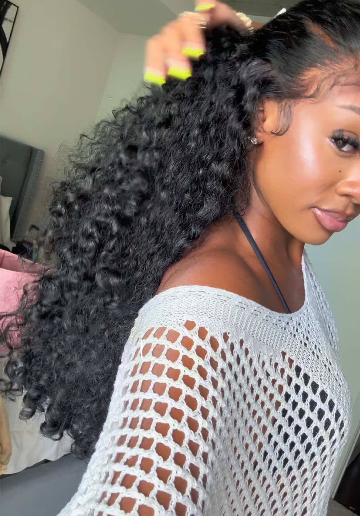 @YouTube: Simone Nicole
