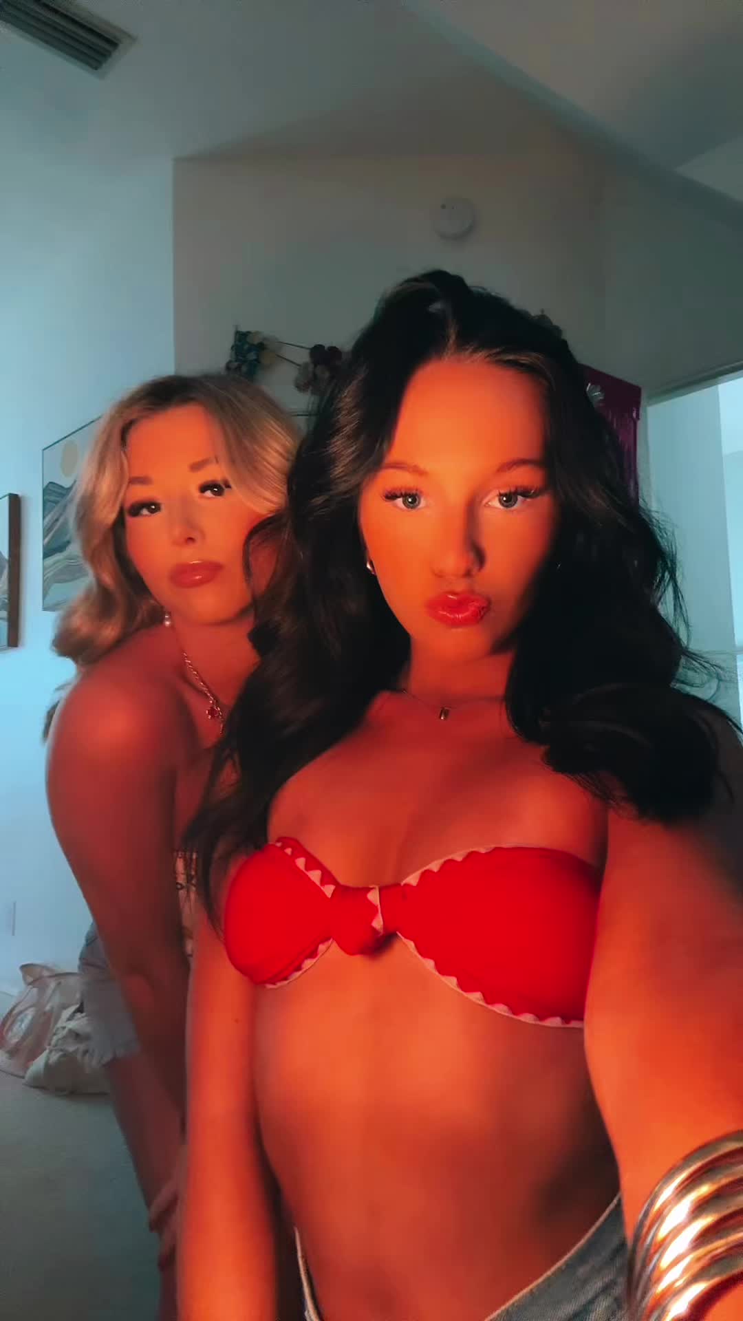 @𝐂𝐡𝐥𝐨