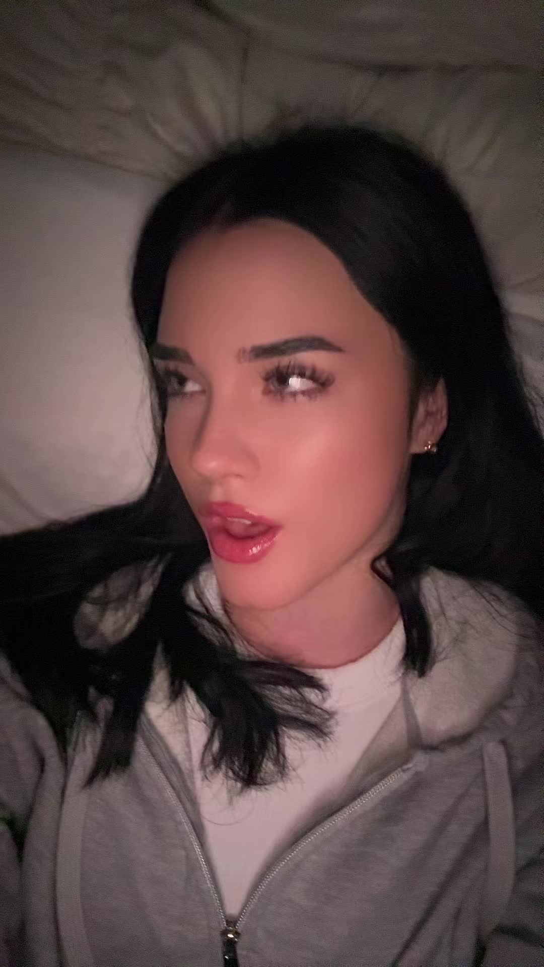 @Lali