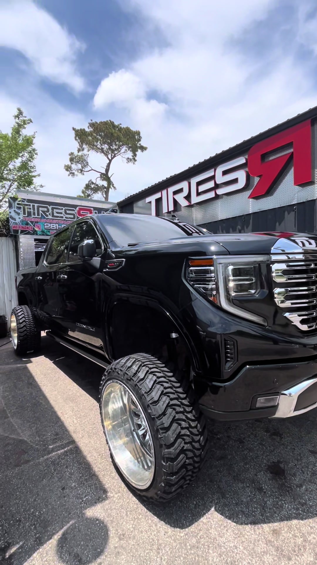 @Tires R Us