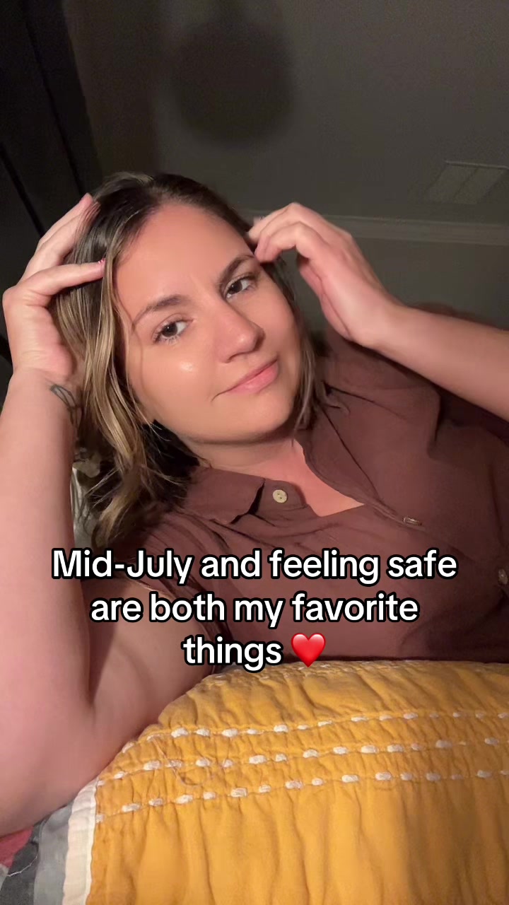 @MadeOfMoneyakaMOM