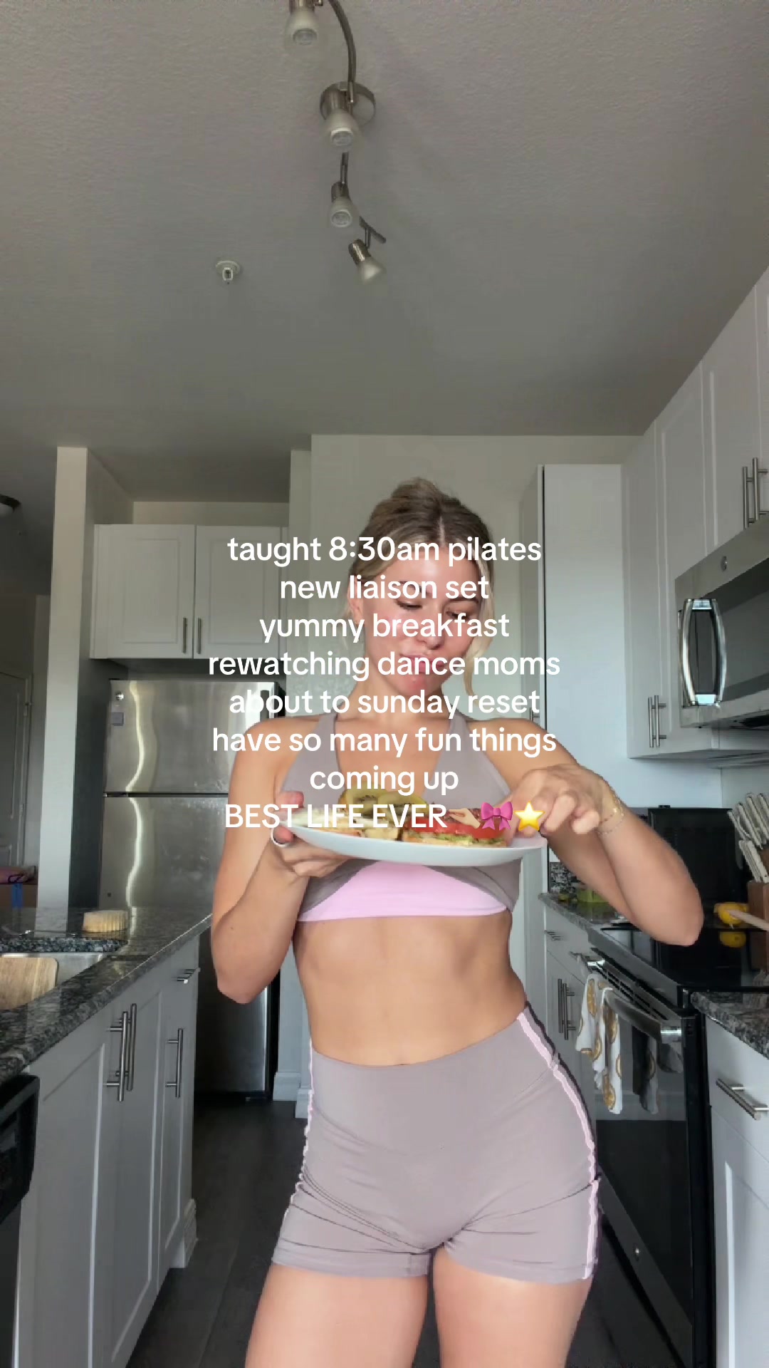 @victoriaurso