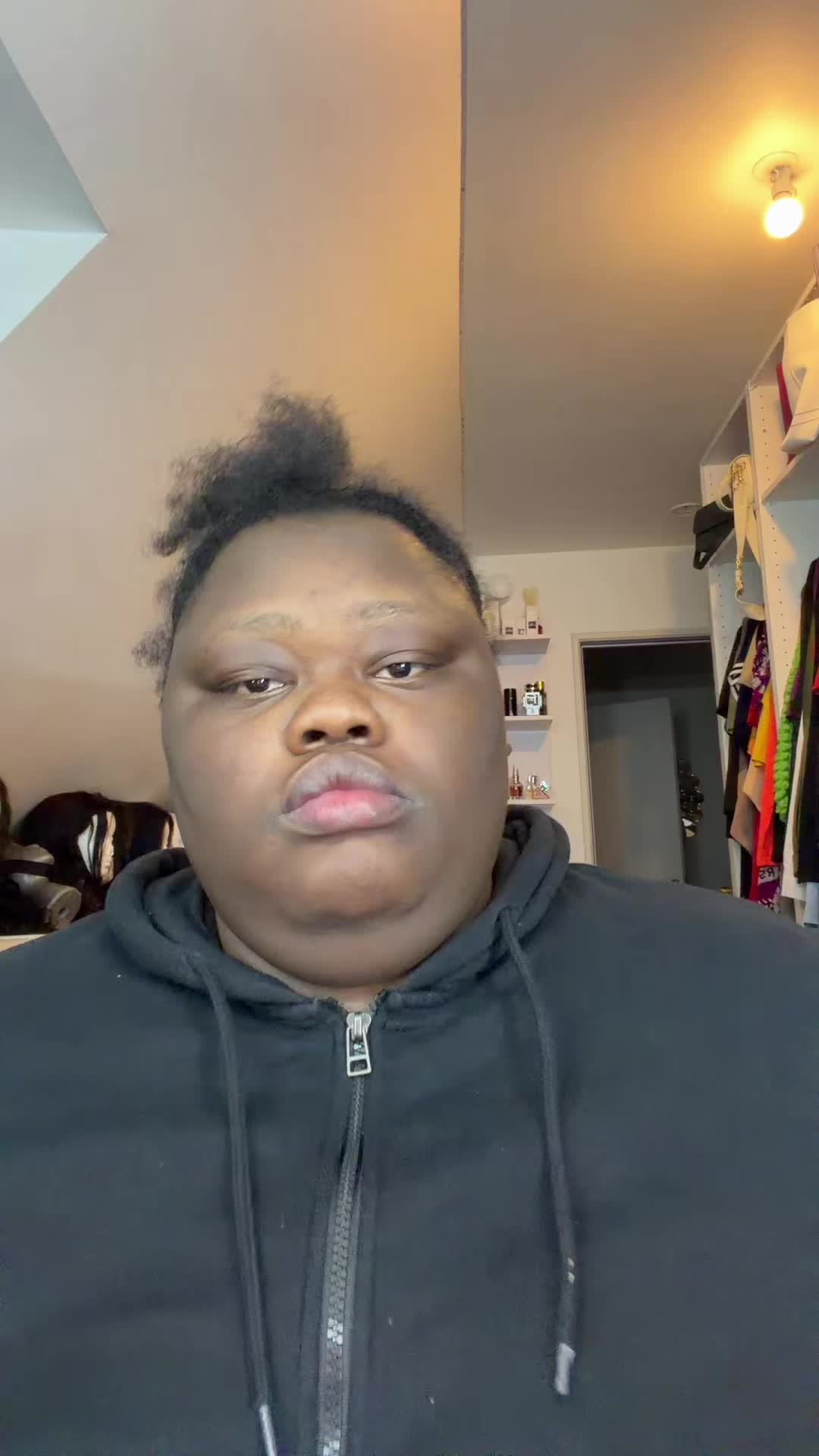 @Hawabelle28