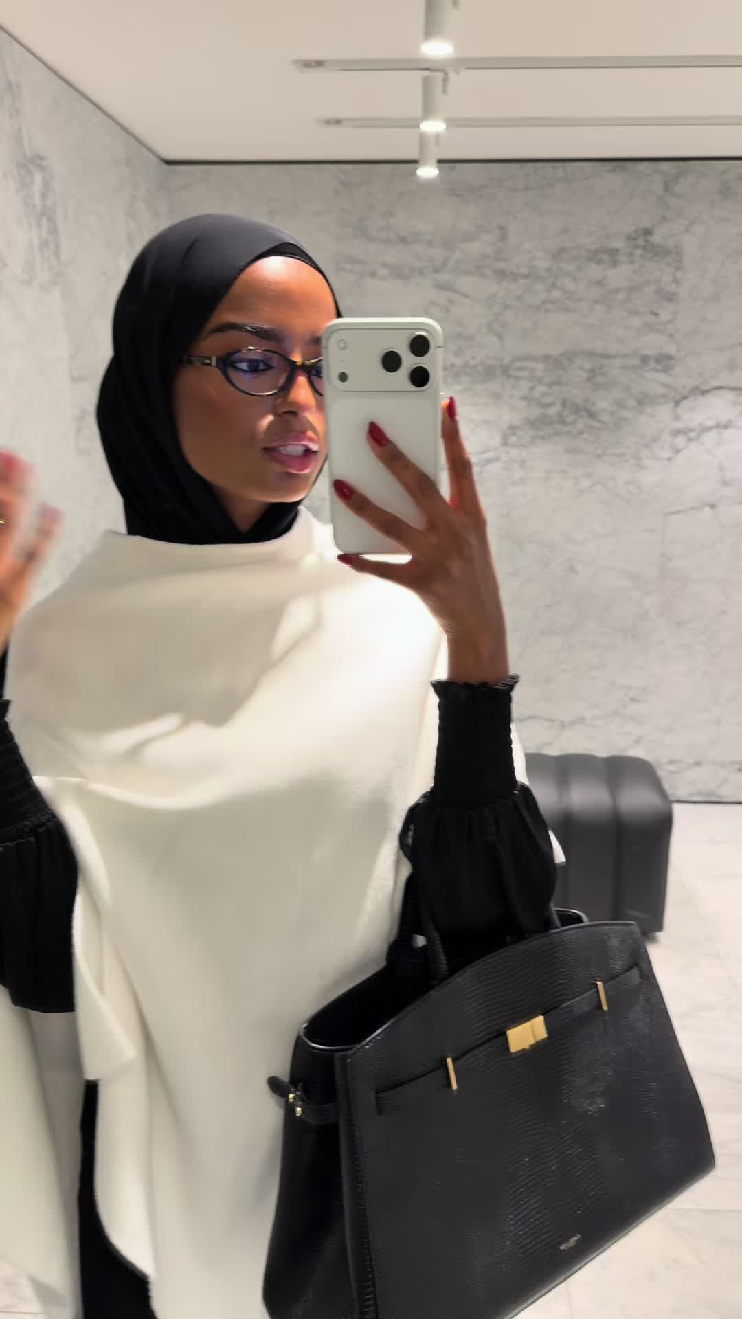 @wolfieaziza