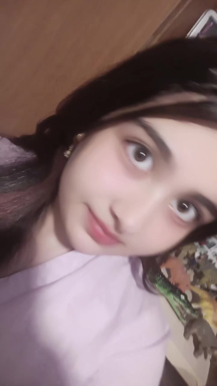 @𝐻𝑒𝓁𝒾𝒶 🐇💕