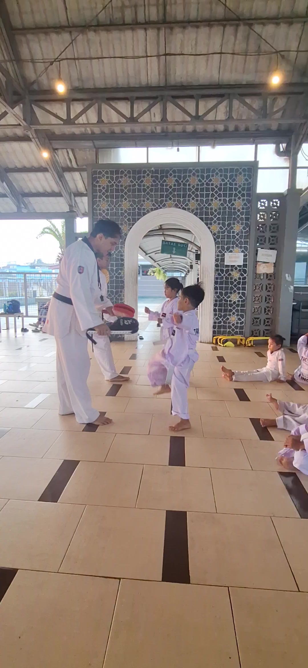 @Eka Kartika