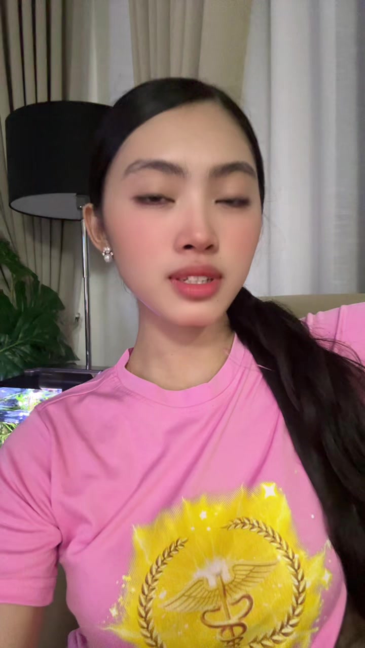 @️