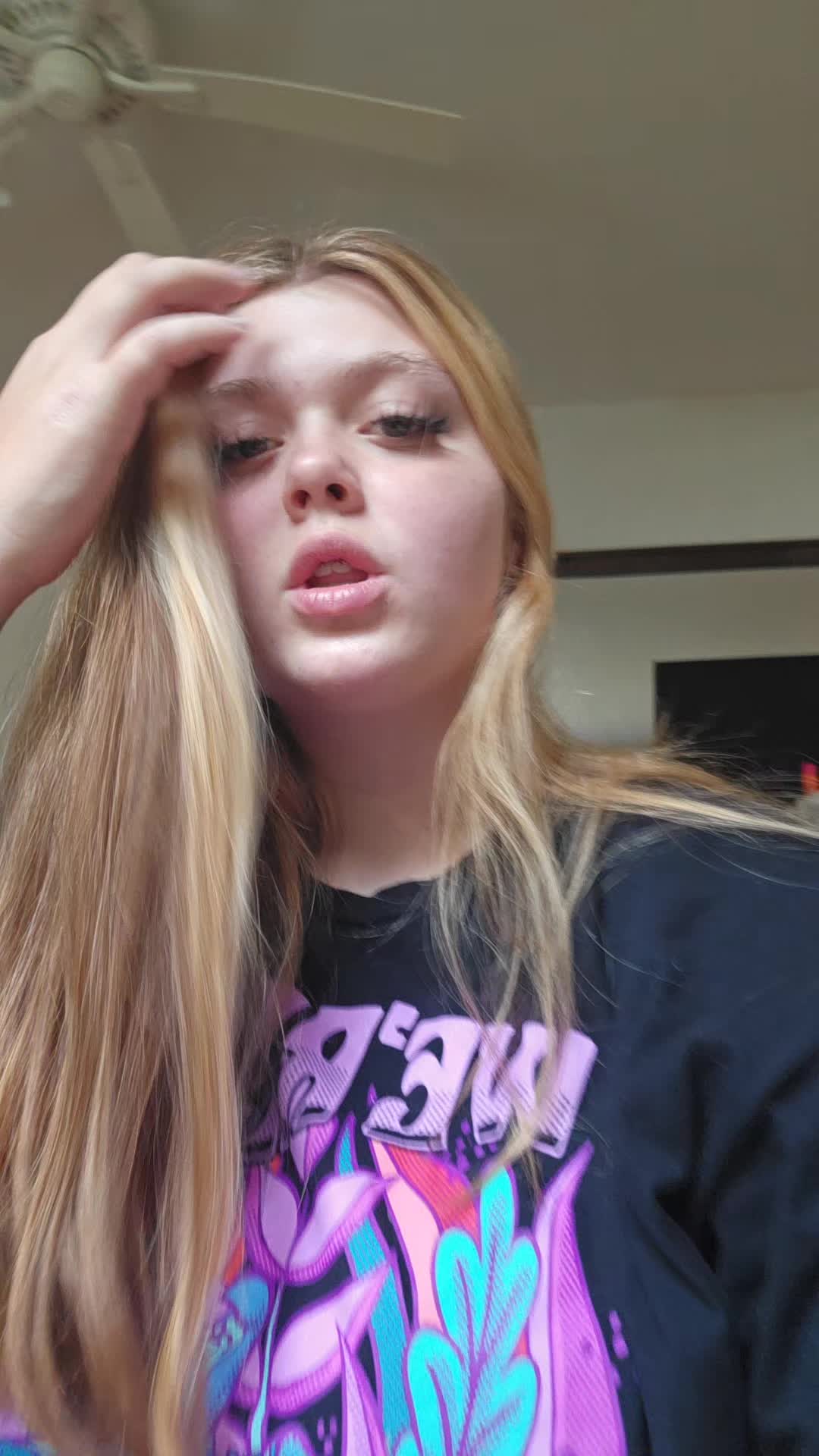 @JaybrahamLincoln 👩🏽&zwj;🦯