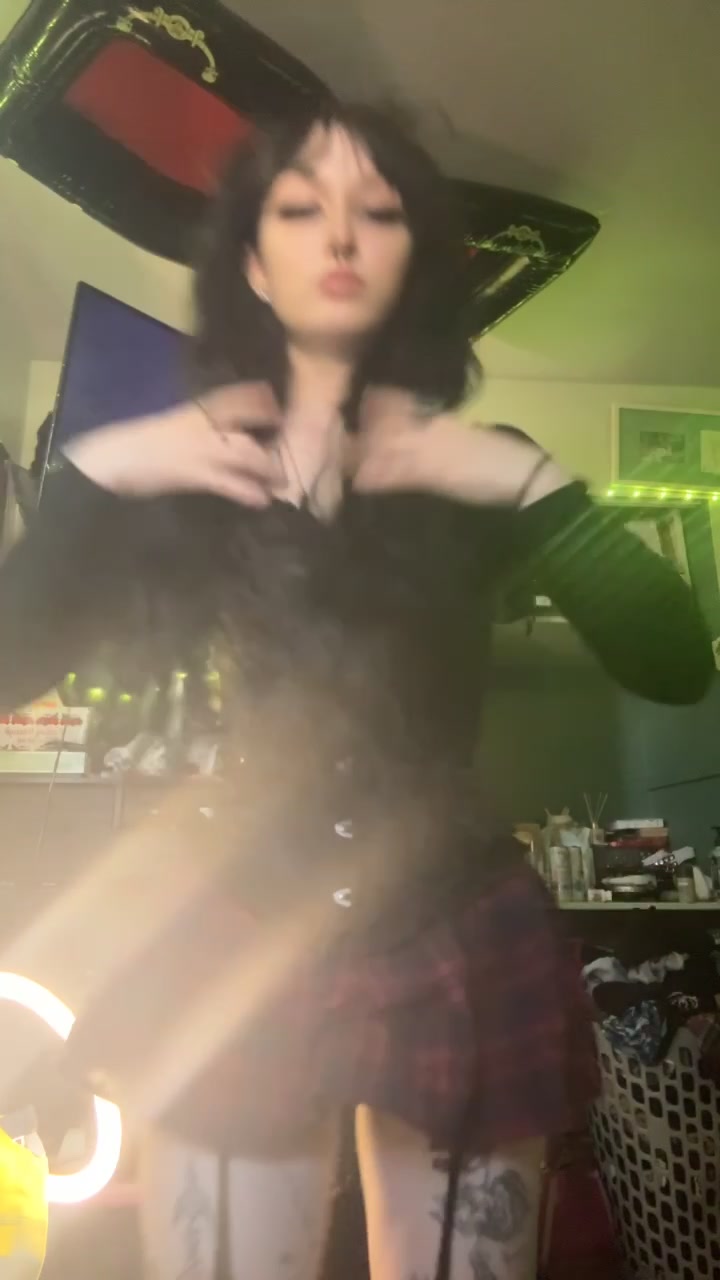 @hope 🧛🏻&zwj;♀️