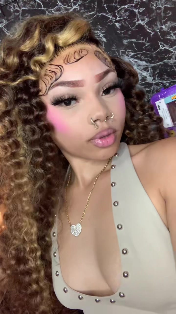 @kamaria