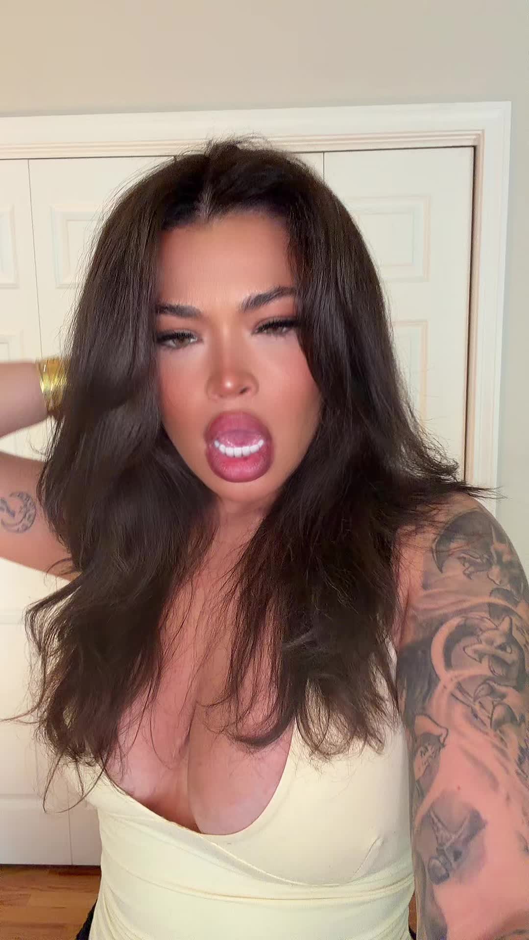 @Tillyktv